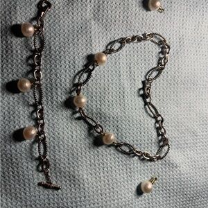 David Yurman Silver Pearl necklace and Pearl Bracelet with matching earrings